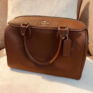 Coach leather bag. Pristine condition, missing shoulder strap.
